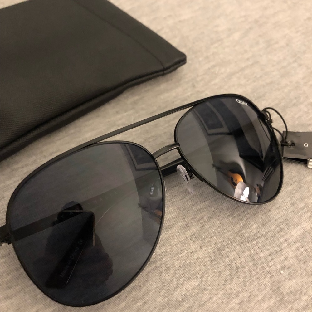 QUAY Australia Vivienne Sunglasses NEW